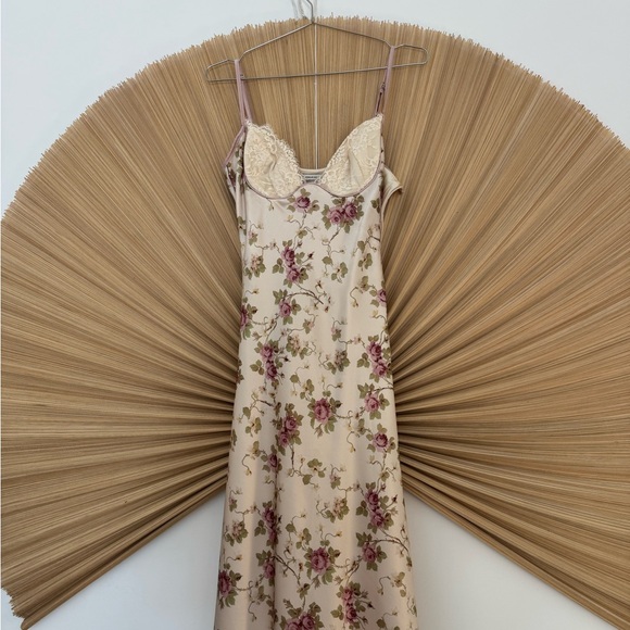 House of CB Cream and Pink Lace Dress - Picture 1 of 8